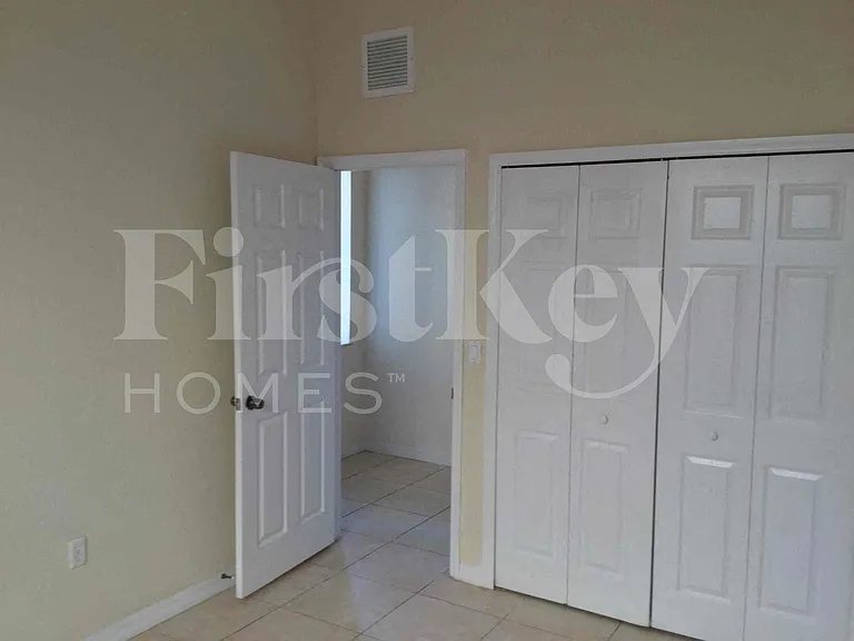 18884 SW 319th St — Photo 13