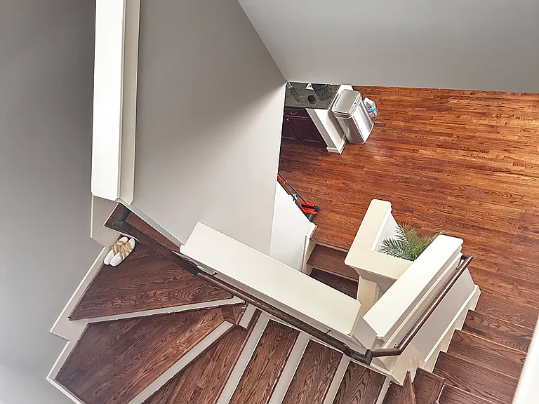 4422 Center St — Photo 9