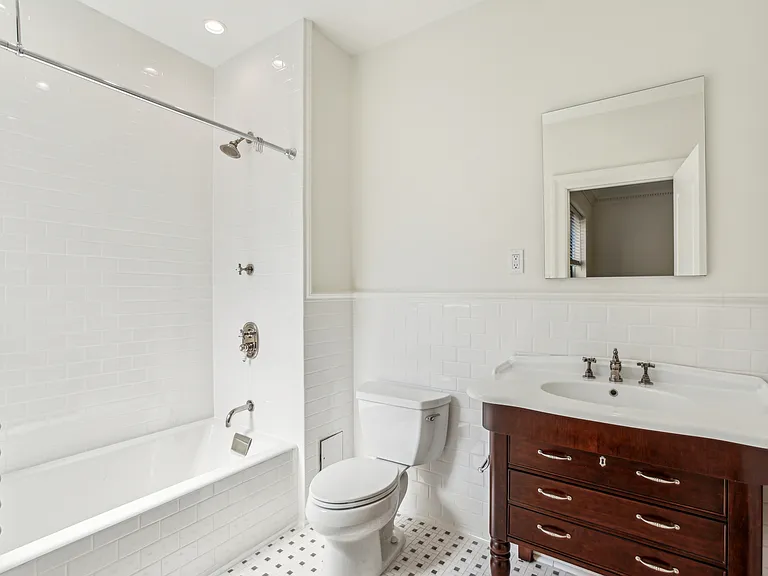 1160 5th Ave #601 — Photo 12