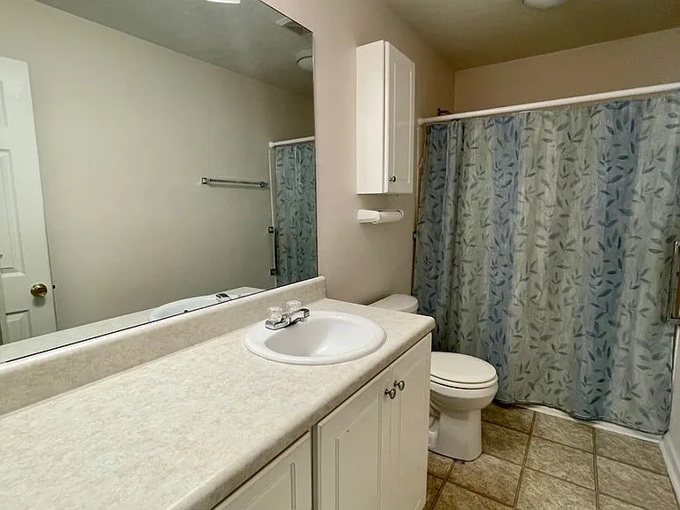 417 Regency Park Dr — Photo 11