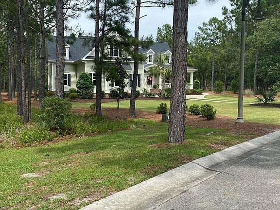 4th image of 593 Barbosa Place SE