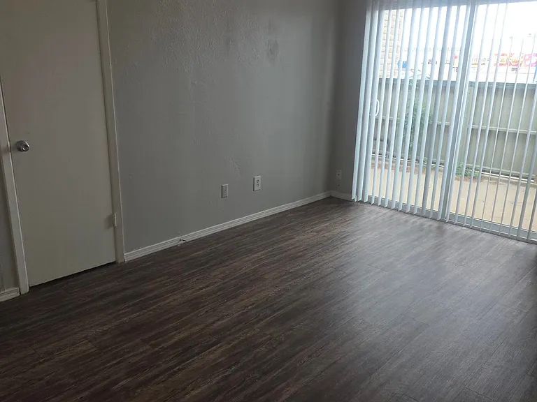 Brookview Apartments — Photo 6