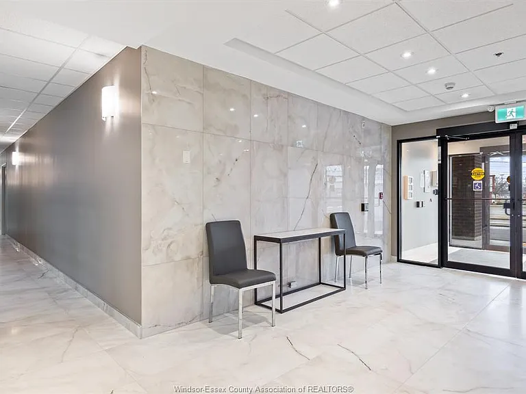 11870 Tecumseh Rd E #511 — Photo 28