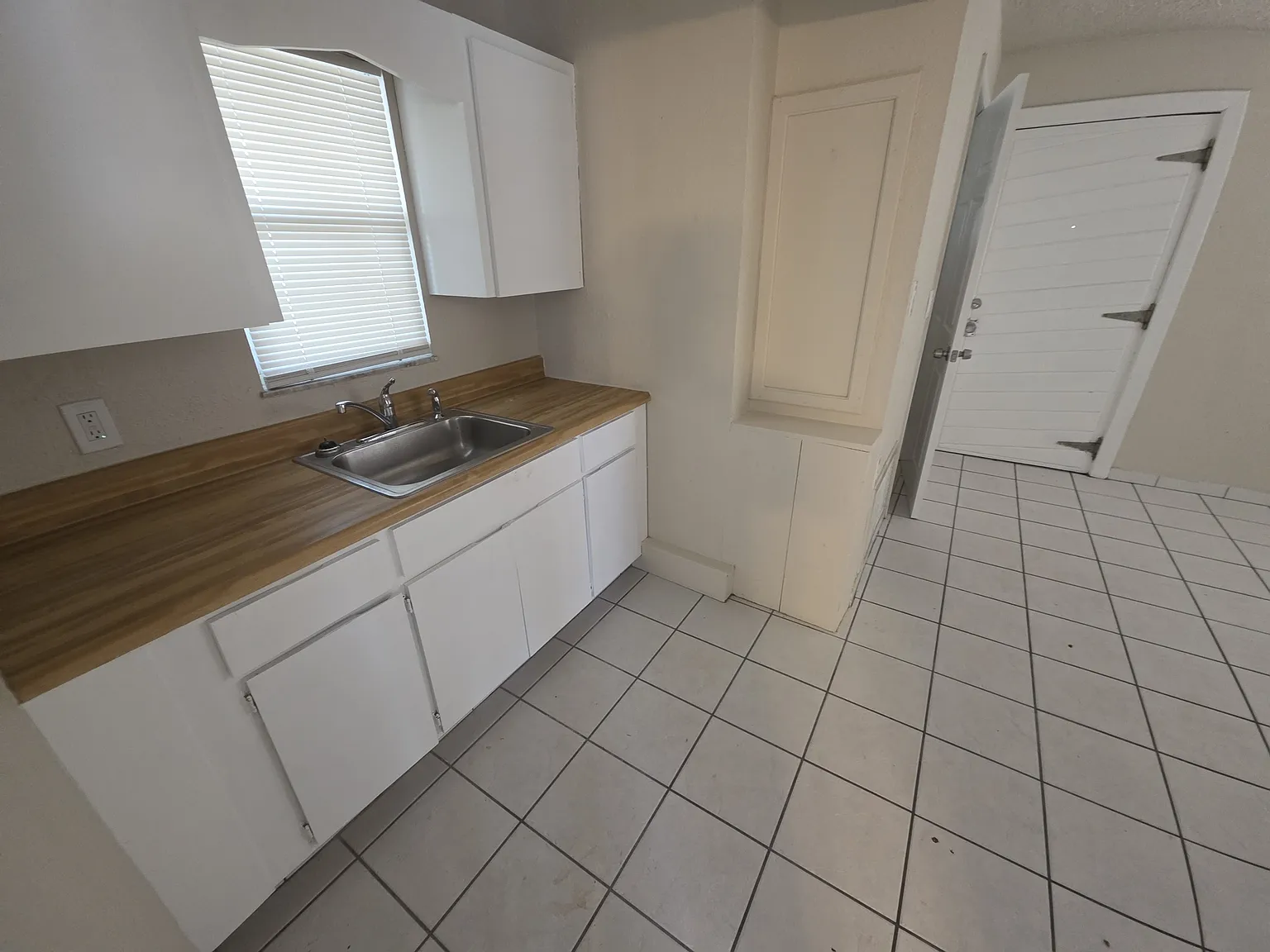 105 Palmetto Avenue - 11 — Photo 4