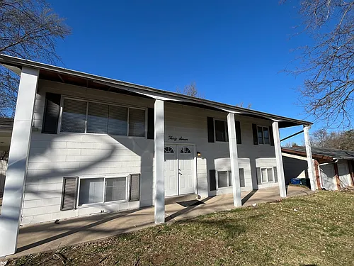 37 Soutee Dr Photo 1