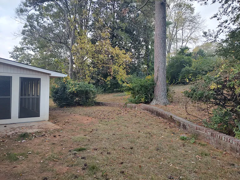 718 Desoto Rd SE — Photo 14