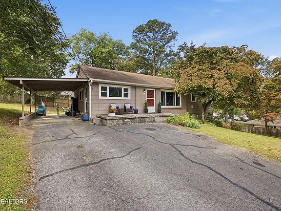 2nd image of 107 Manchester Rd