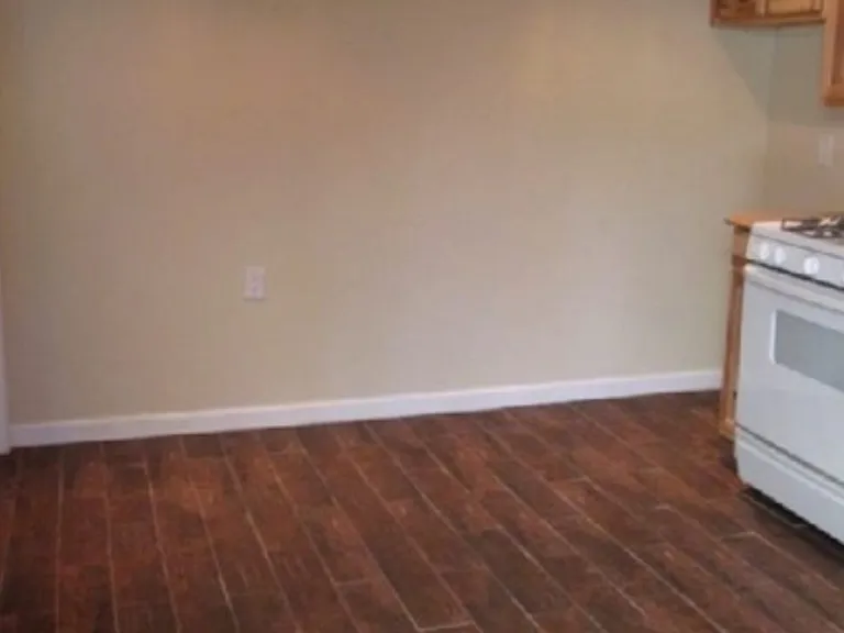 54042 Pine Crest Ave — Photo 6