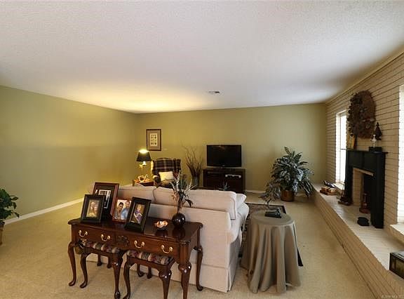 Living Room - 2nd view