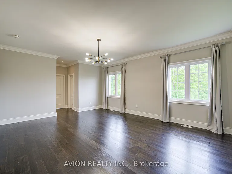 102 Joseph Hartman Cres — Photo 37
