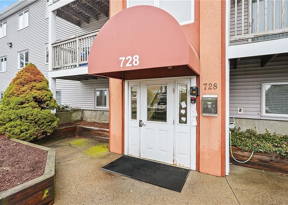 728 Beverage Hill Ave APT 7, Pawtucket, RI 02861 Zillow