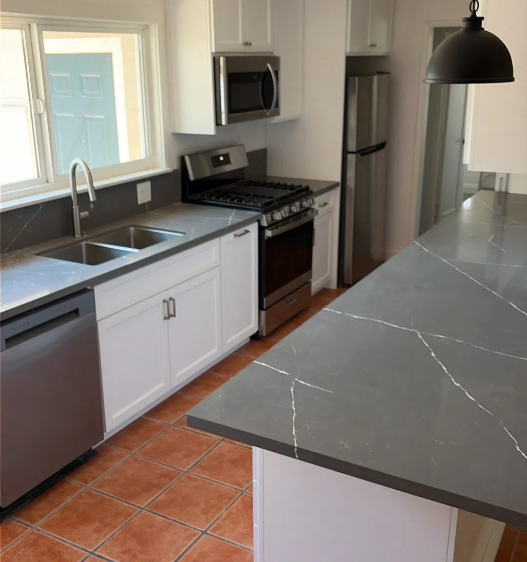 6 bed, $10,800 — Photo 3