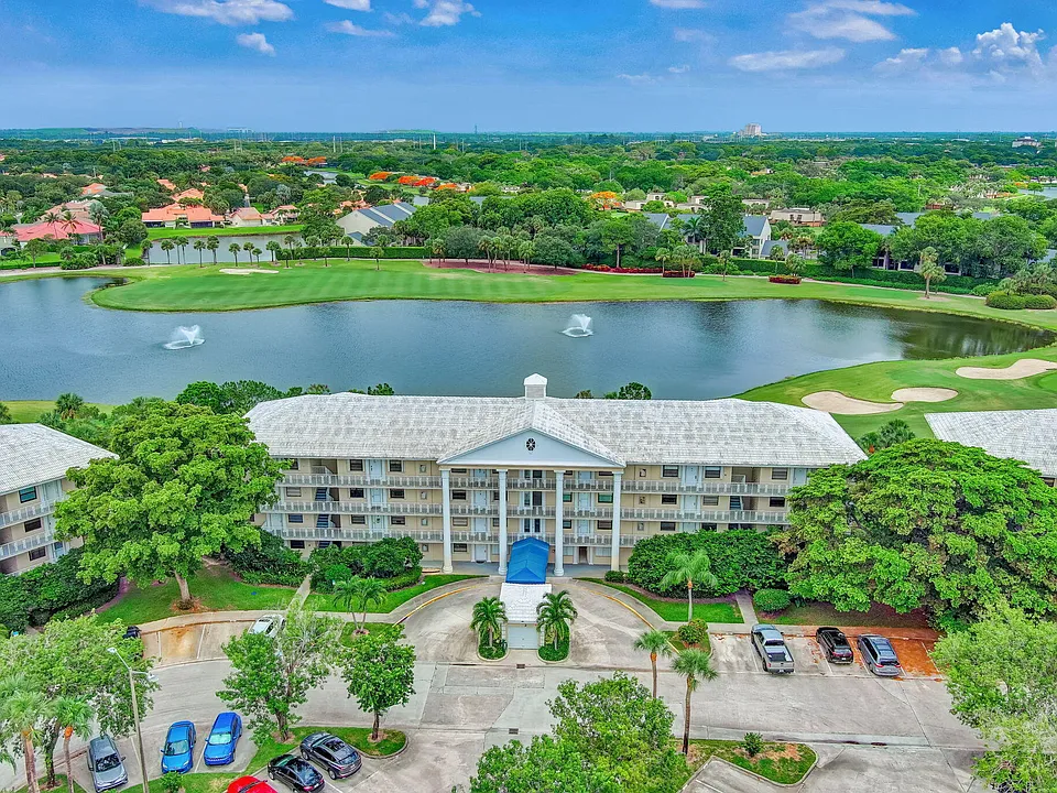 3521 Village Blvd #305