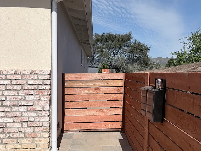 446 Luneta Dr #A — Photo 10
