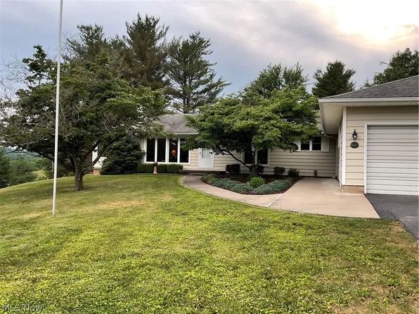 3747 State Route 339, Belpre, OH 45714