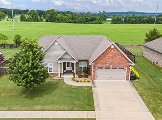 102 Buffalo St, Clarksville, AR 72830