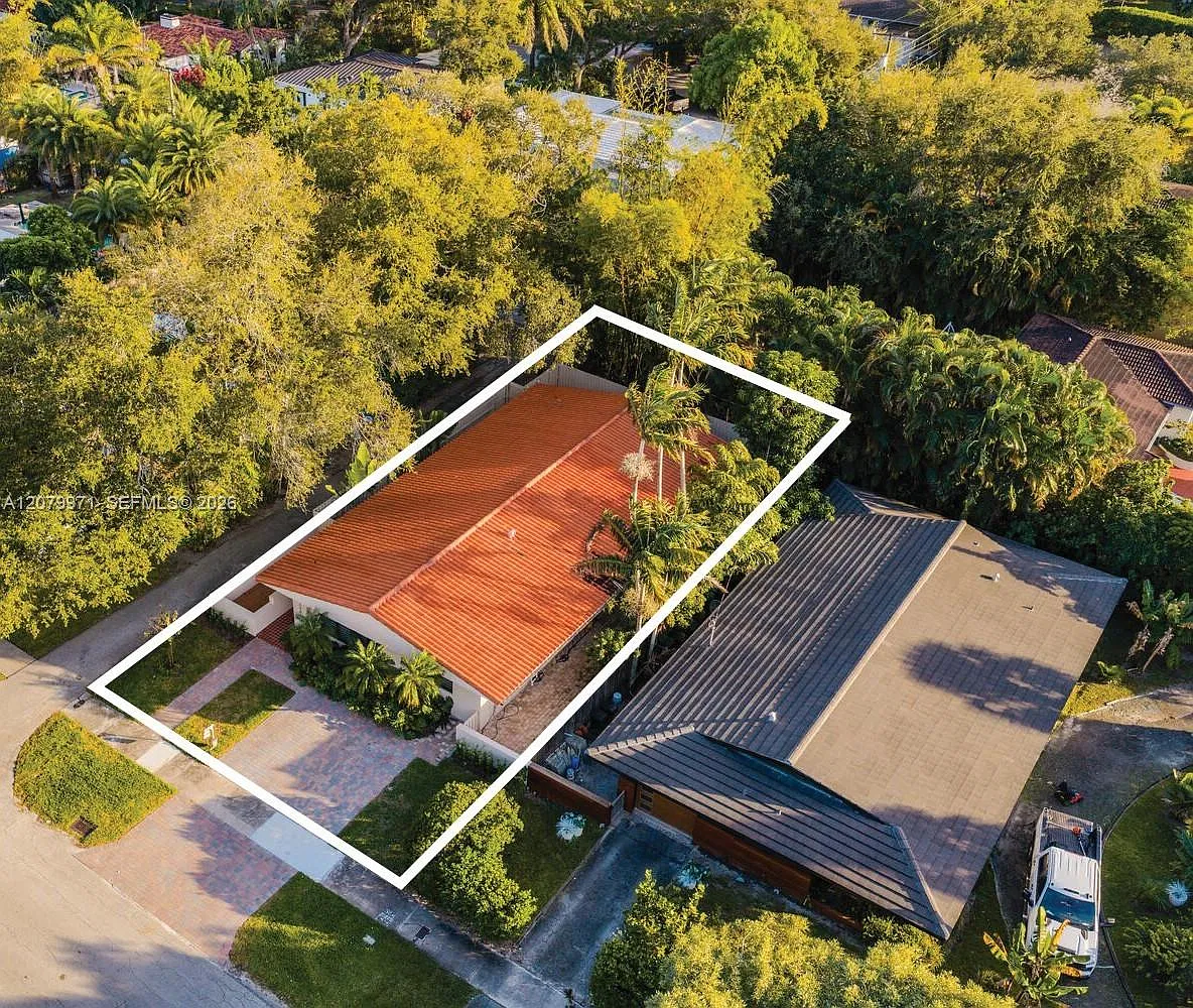 Miami Shores Sec 5 — Photo 3