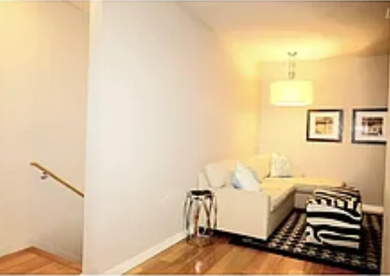 1900 SW River Dr #108 — Photo 18
