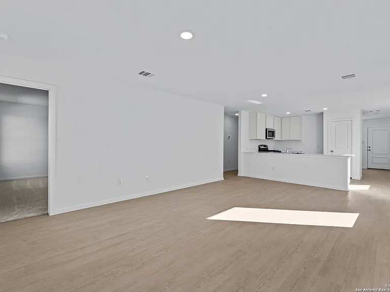 3820 Swift Fox Rd — Photo 8
