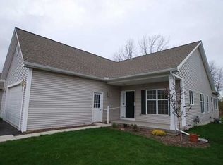 42 Pirates Cv, Spencerport, NY 14559