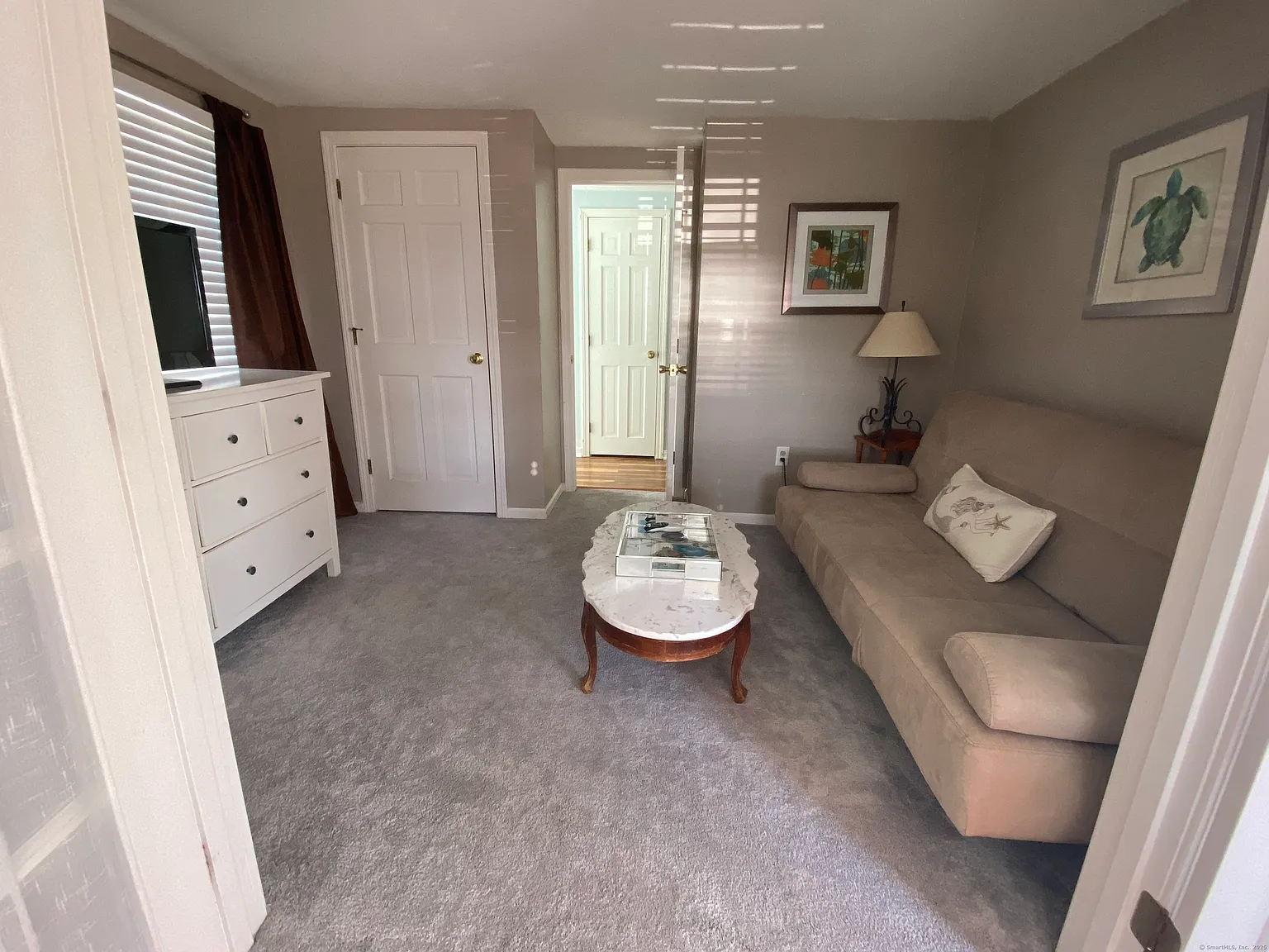 4 bed, 2.0 bath, 1868 sqft, $2,750 — Photo 3