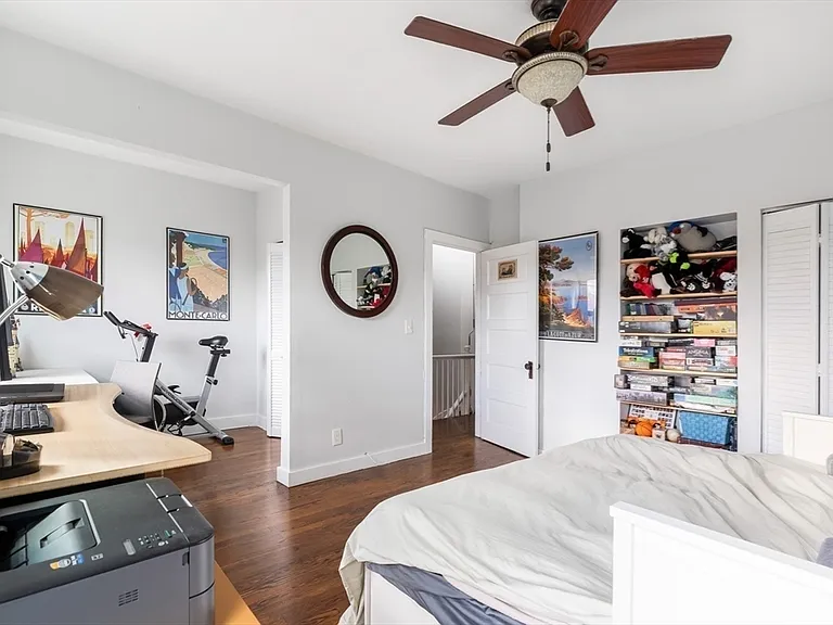 231 Broadway #6 — Photo 9