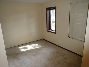 4th image of 5220 N Rockwell St