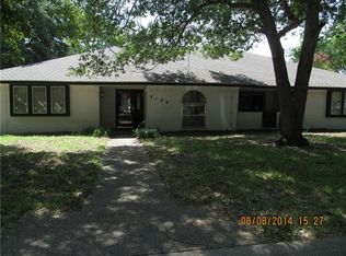 2136 Woodbrook St, Denton, TX 76205