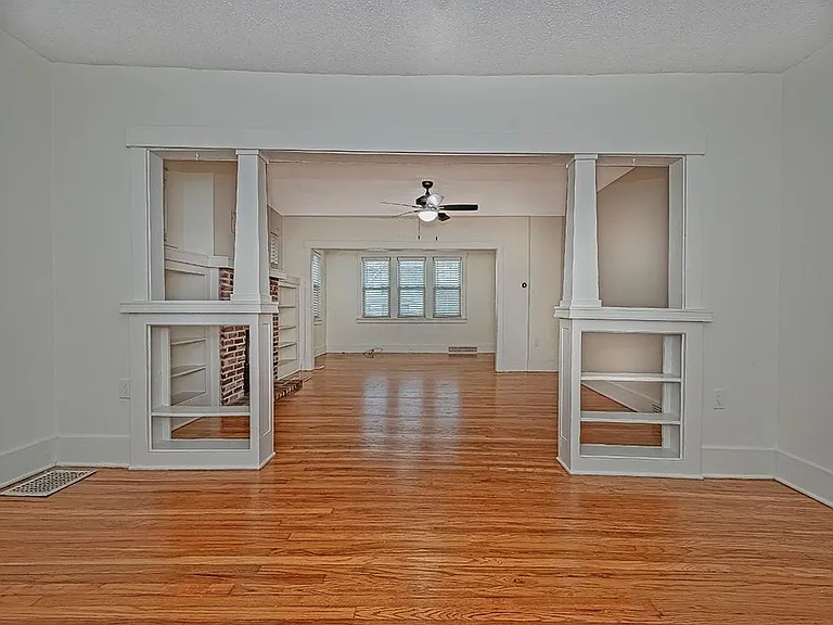 105 Shady Dr W #4 — Photo 8