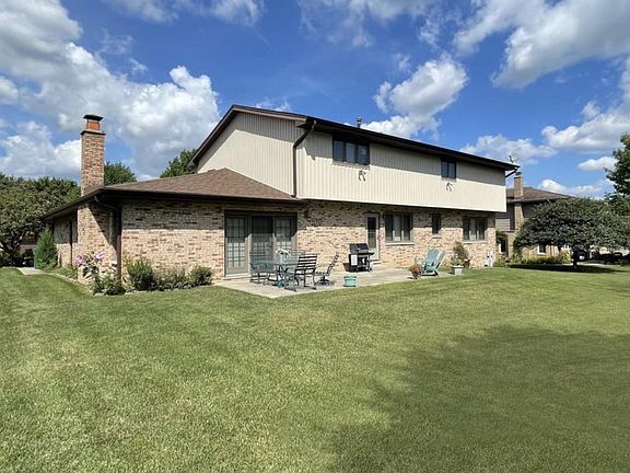 3rd image of 13929 S Teakwood Dr