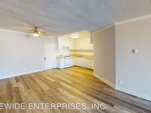 3rd image of 6046 Eleanor Ave #207