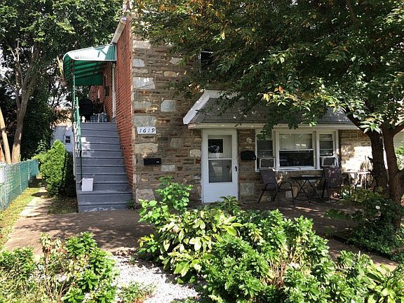 2nd image of 1619 Solly Ave