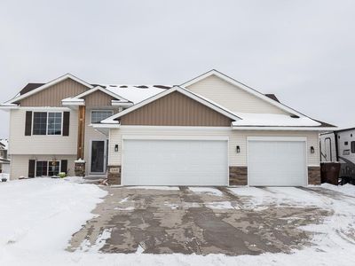 1201 Grant Ave NW, New Prague, MN, 56071