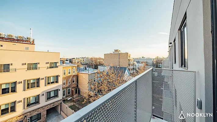 Rented by Nooklyn NYC LLC | media 30