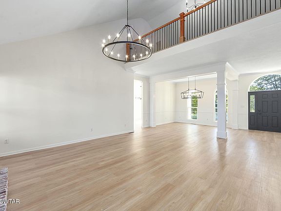 9th image of this home