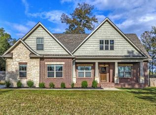 1275 Camp Ravine Rd, Burns, TN 37029