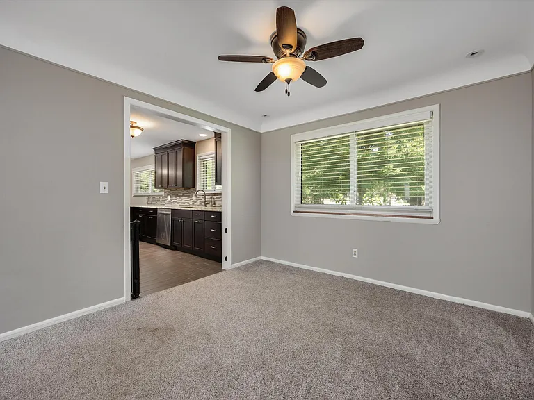 4790 Belzair Dr — Photo 8