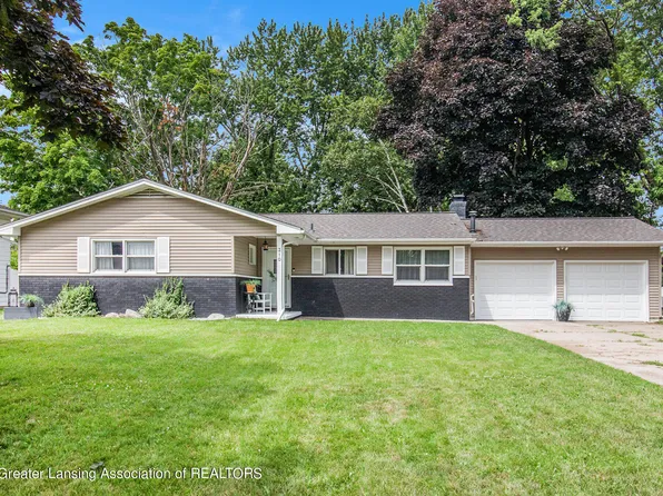 310 Elmshaven Dr, Lansing, MI 48917
