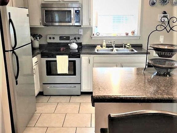 4th image of 4030 Forest Hill Ave Unit 19