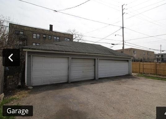 3rd image of 3113 W Kilbourn Ave