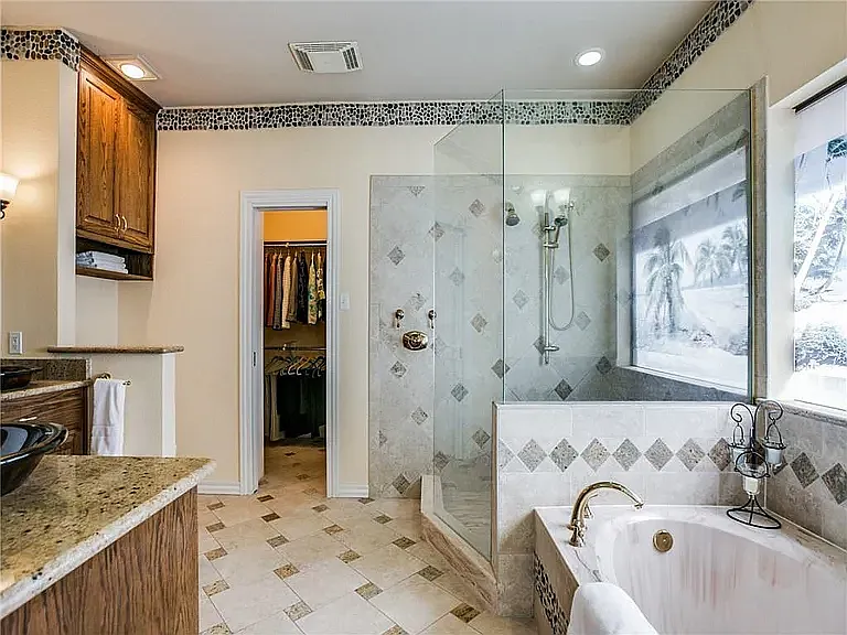 4652 Portrait Ln — Photo 20