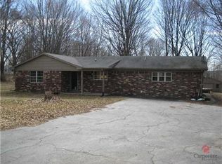 7341 E Spring Lake Rd, Mooresville, IN 46158