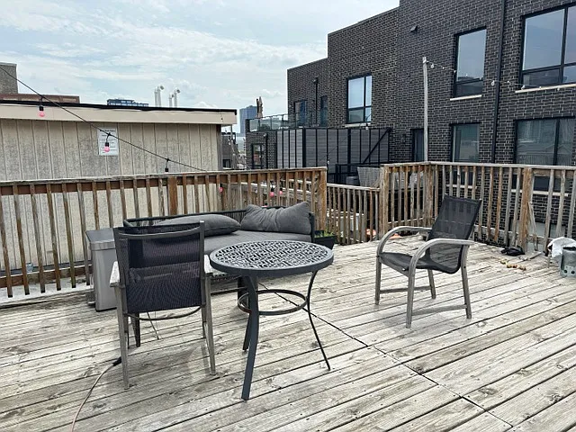 1151 W Erie St #3F — Photo 16