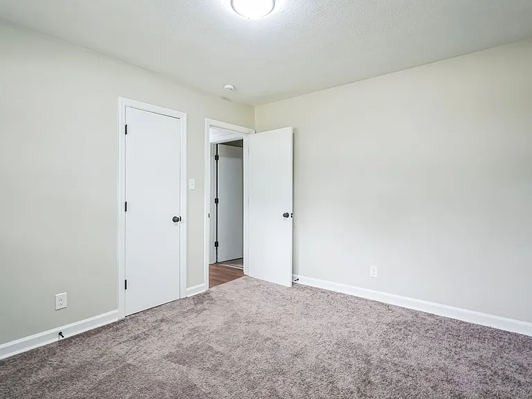 628 McLamb Dr — Photo 13