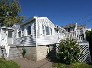 20 Meadow Pond Rd, Hampton, NH 03842