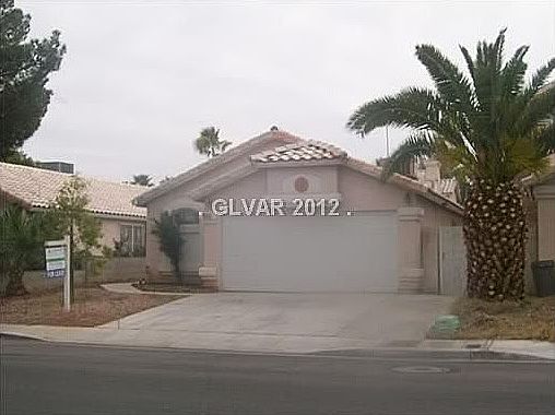 1st image of 5841 Commodore Cove Dr
