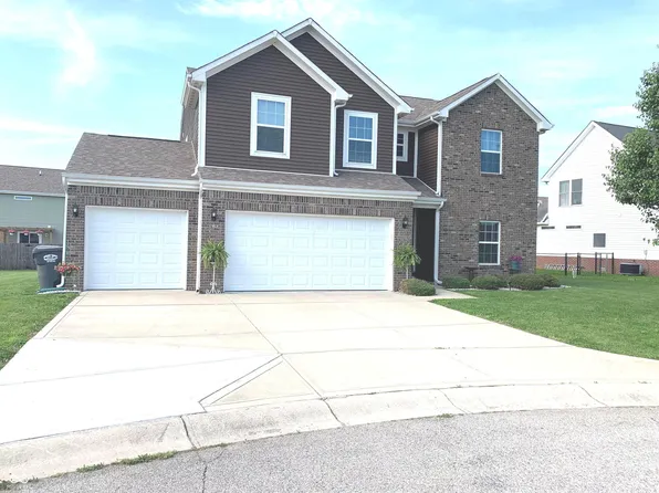 106 Pickerel Ct, Trafalgar, IN 46181