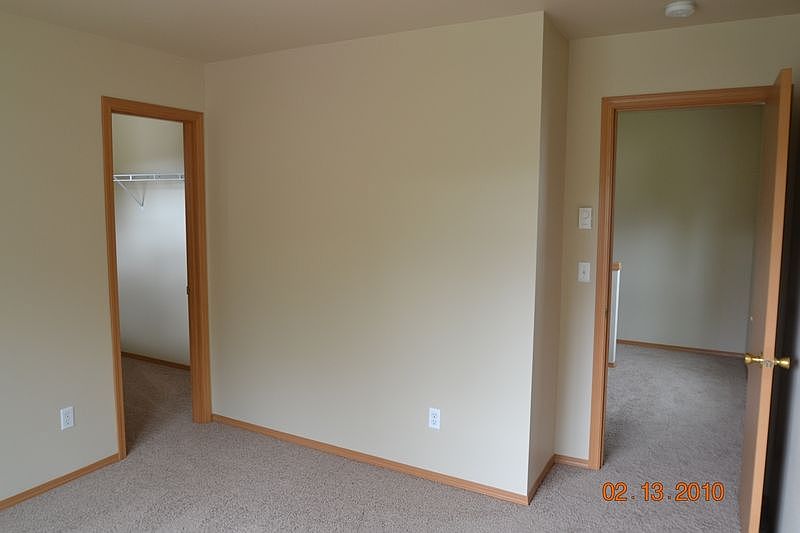 1st image of 2422 105th Dr SE