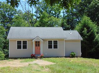 76 Ridgewood Rd, Colchester, CT 06415