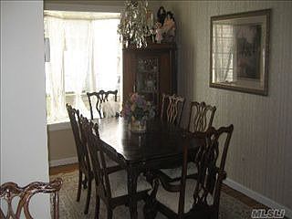 5th image of 6 Pine Hollow Ct